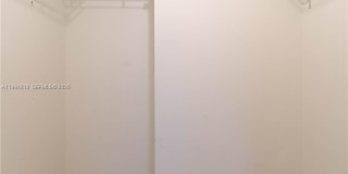 875 Riverside Dr Gallery 22