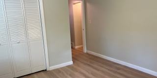285 Willard Street Gallery 11