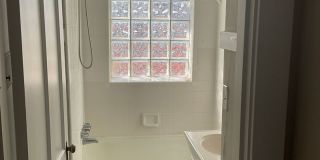438 S. Margin St Gallery 13