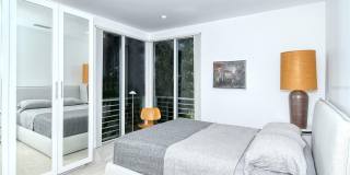 213 N WASHINGTON DRIVE Gallery 54