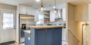 3032 BISCAYNE COURT Gallery 36