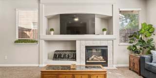 Effortless Living Starts Here — Just Bring Your Suitcase and Step Into Comfort Gallery 12