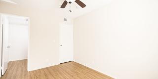 400-420 N. Oakland Ave. Gallery 37