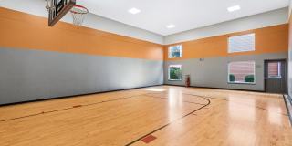 Cascadia Pointe Gallery 6