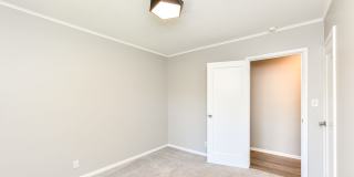 5301 Evanston Avenue Gallery 14