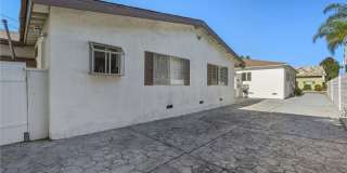 10848 Huston Street Gallery 32