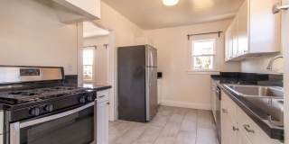Charming North Park 2 Bedroom with Washer/Dryer, Backyard & Parking! Gallery 10