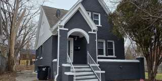 5217 Lakeview Gallery 1