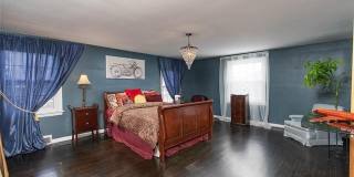 19451 ARGYLE Crescent Gallery 16