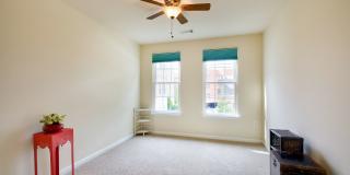 Elegant 2BD Condo with Unbeatable Access & Premium Features in Arlington w/ Parking! Elegant 2BD Condo with Unbeatable Access & Premium Features in Arlington w/ Parking! Gallery 26
