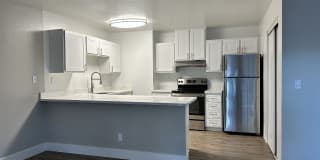 Shoreline Apartments Gallery 2