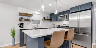 4731 Spruce Street Gallery 1