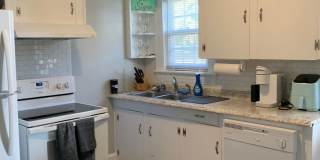 Grid House 2 blocks to ECU for rent on 5th St Gallery 9