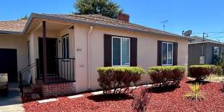 Completely Updated Lower Bal House! Gallery 1