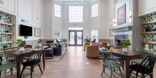 Sofi at Salem Station Gallery 27