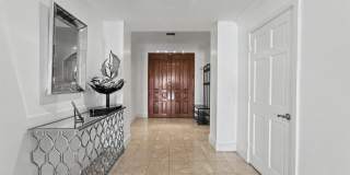 2124 Fisher Island Drive Gallery 43