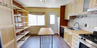 1312 Cedar St # B Gallery 4