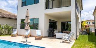 11826 SW 13th Ct Gallery 43