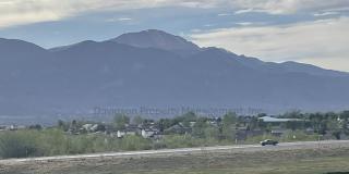 5 Bedroom House in Security-Widefield with Stunning Views of Pikes Peak Gallery 3