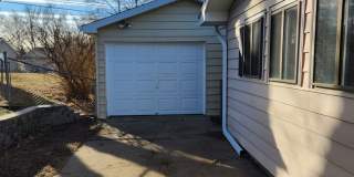 3 bed, 2 bath, 1 car garage Newly remodeled with fenced backyard! Gallery 3