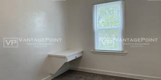 820 1/2 North Irwin Avenue Gallery 8