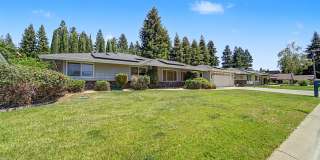 4 Bedroom 2.5 with Pool Gallery 1