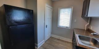 2 Bedroom, 1 Bathroom home with large garage Gallery 16