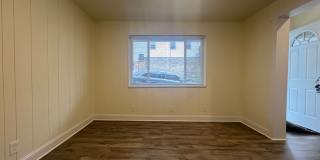 Now showing this updated 3BR 1.5 bath house! Gallery 3