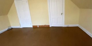 184 Highland Avenue Gallery 33