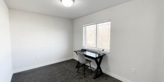 2 Bed / 2.5 Bath Townhome for rent in Cottage Grove! Gallery 1