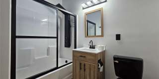 1002 Crawford Road Gallery 4