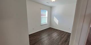 New 3 Bedroom Townhome ($999 Per Month) Gallery 13