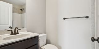 Center Pointe Townhomes Gallery 16