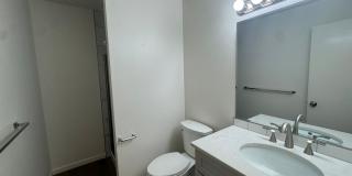 Charming 2 Bed, 2 Bath Duplex near Riverside State Park! Gallery 25