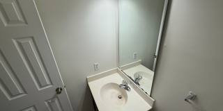 Beautiful End-unit townhome in university with Primary bedroom on 1st floor Gallery 18