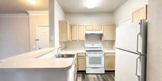 1570 SPRING GATE Drive Gallery 8