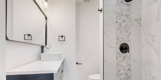 2320 W LEXINGTON Street Gallery 25