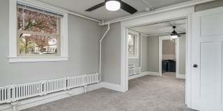 Elegant Renovation! HUGE 1 Bed 1 Bath Available Now! Gallery 1