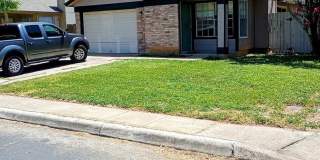 Room in 2 Bedroom Home in San Antonio Room in 2 Bedroom Home in San Antonio Gallery 1