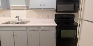 Three bedroom, 2 bath condo in Raleigh-$250 off first month! Gallery 8