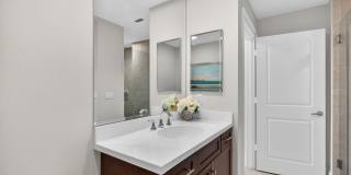 834 Bay Colony Drive S Gallery 37