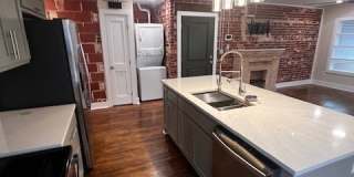 2529 E Admiral Pl - D Gallery 33
