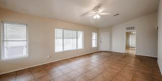 10935 W Ruth Avenue Gallery 22