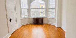 174 Chestnut Street Gallery 1