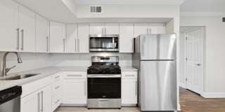 Metuchen Plaza Gallery 6