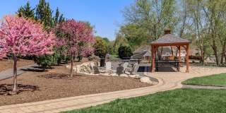 Knoll Crest Gallery 21