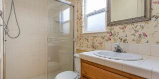 Well maintained 2 bedroom home Well maintained 2 bedroom home Gallery 5