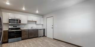 1050 Valley Dr Gallery 9