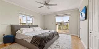 300 Euclid Ave Gallery 9