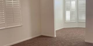Beautiful 4 Bedroom and 2 Bath Home with Bonus Office Area Gallery 7